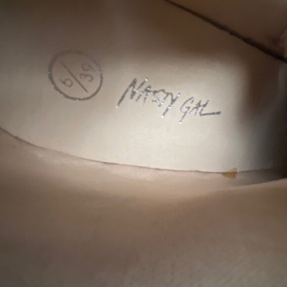 Nasty Gal Contrast Floral Print Western Boots - Picture 4 of 9